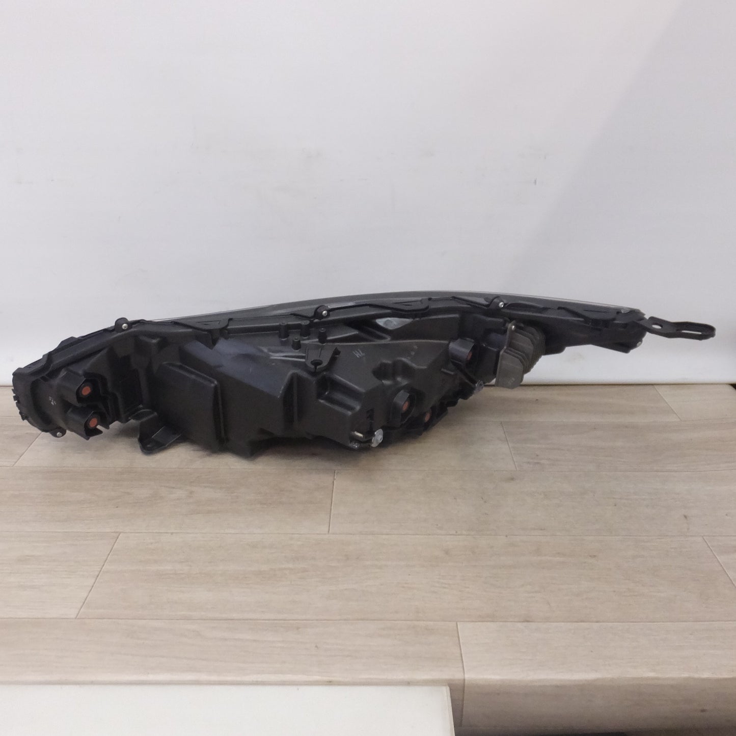 [送料無料] 岐阜発 現状品★トヨタ TOYOTA 純正 ハリアー 80系 ヘッドライト KOITO 48-233 右★