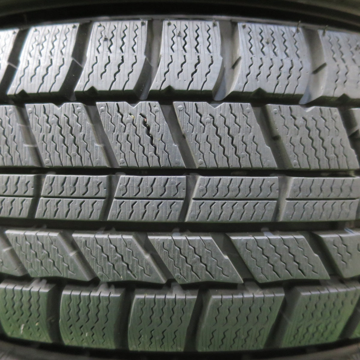 [送料無料] ほぼ未使用！22年★スタッドレス 155/65R13 オートバックス ノーストレック N5 タイヤ 13インチ ライフ モコ アルト ワゴンR ミラ ムーブ 等★5011506イスタ