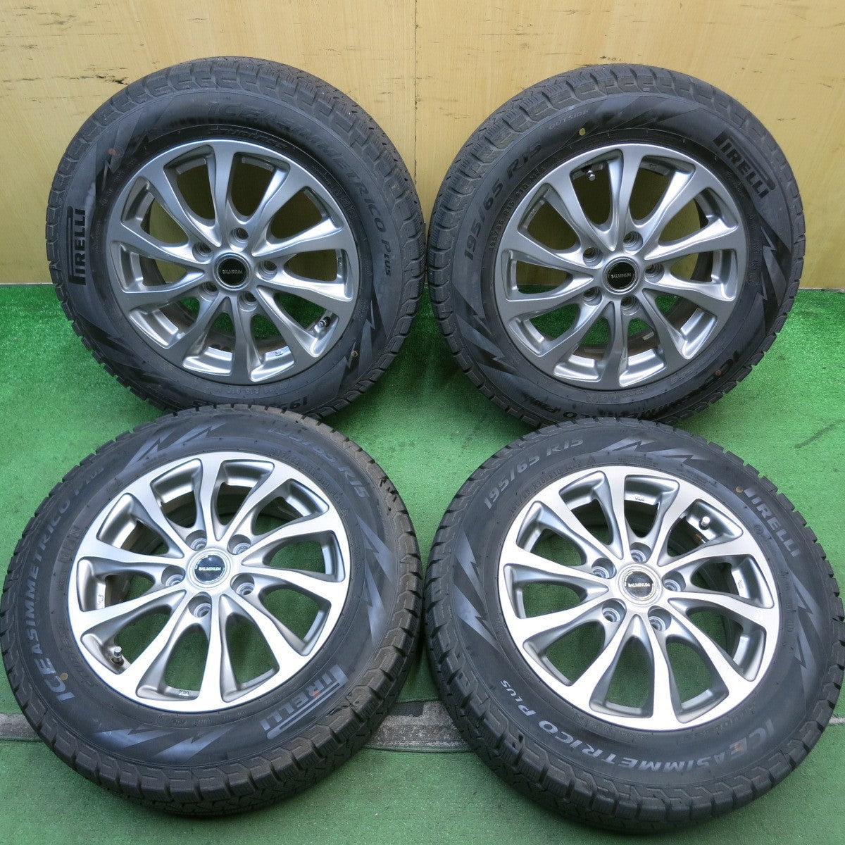 バリ溝！キレイ！8.5分★スタッドレス 195/65R15 ピレリ アイスアシンメトリコ プラス BALMINUM バルミナ 15インチ PCD114.3/5H★5081412HAス