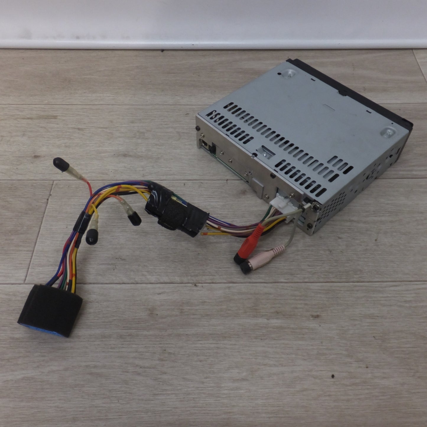 [送料無料] ★クラリオン製 スズキ カーオーディオ CD MP3 WMA レシーバー CZ109　C9C9 V6 180[37]★