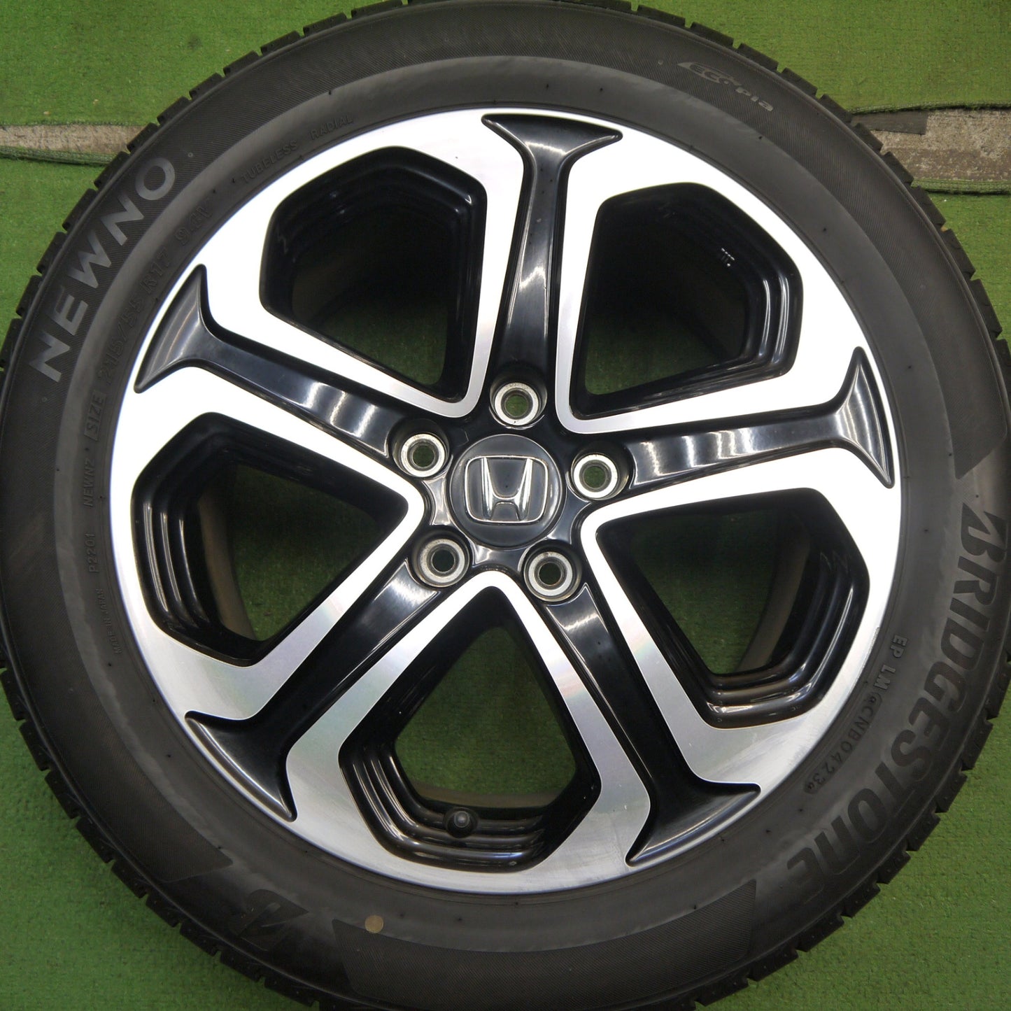 バリ溝！23年！9分★ホンダ RU ヴェゼル Zグレード 純正 215/55R17 ブリヂストン NEWNO ニューノ 17インチ PCD114.3/5H★5062703Hノ