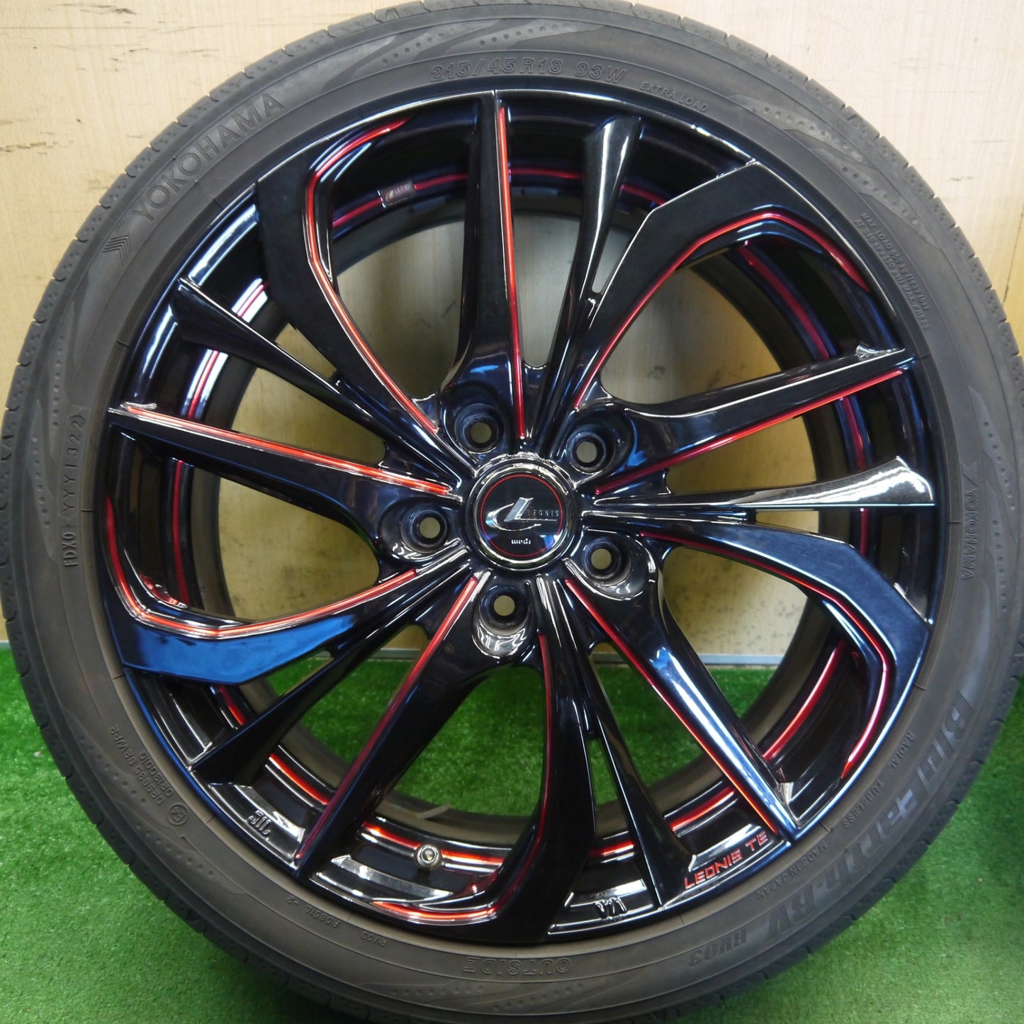 バリ溝！22年！9分◎LEONIS TE 215/45R18 ヨコハマ BluEarth-RV RV03 レオニス ブルーアース 18インチ PCD114.3/5H◎6082401Hノ