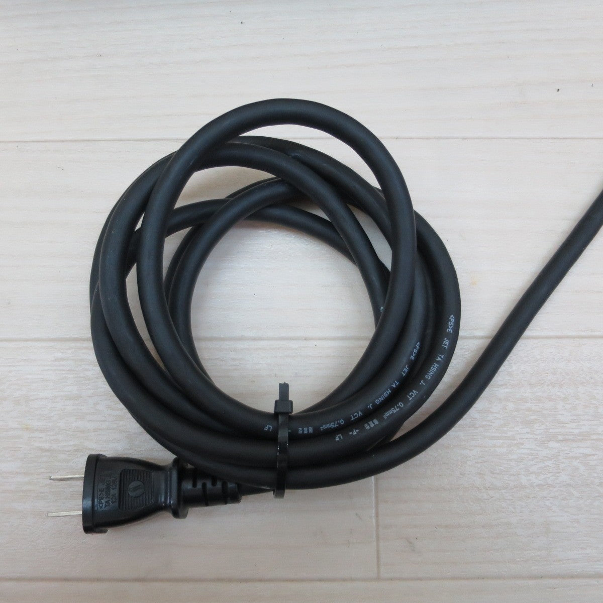 [送料無料] 付属品付き☆マキタ マルチツール TM3010CT 電動 工具 100V コード式 切断 剥離 研磨 makita☆