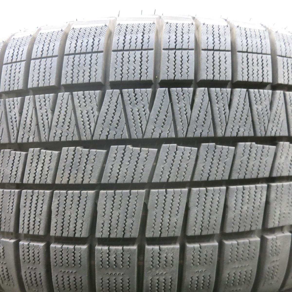バリ溝！9.5分★ベンツ Cクラス W204 純正 AMG 235/40R18 255/35R18 スタッドレス ナンカン CORSAFA 18インチ PCD112/5H★6052601SKス