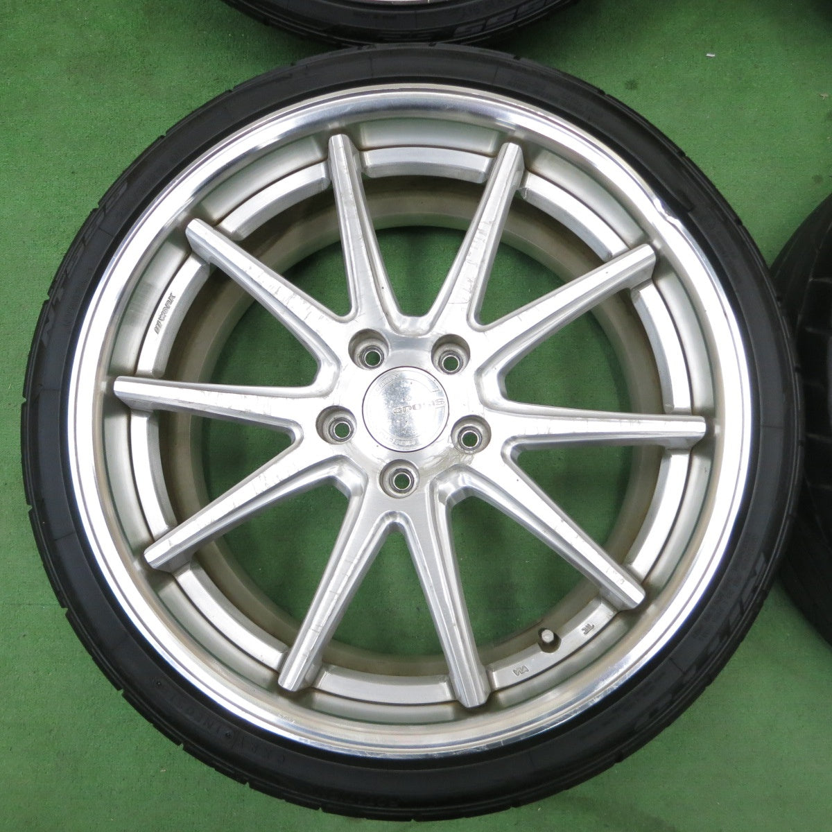 4本価格☆WORK GNOSIS GV1 235/35R19 ニットー NT555 G2 ワーク 