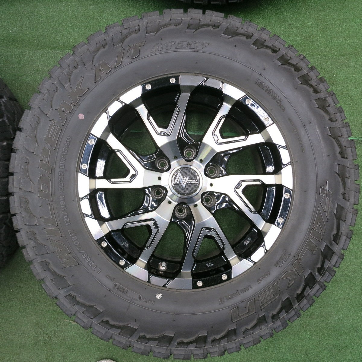 *送料無料* バリ溝！21年！キレイ！9分★NITRO POWER DERINGER 265/70R17 ファルケン WILDPEAK A/T AT3W ナイトロパワー PCD139.7/6H★4040601TNノ