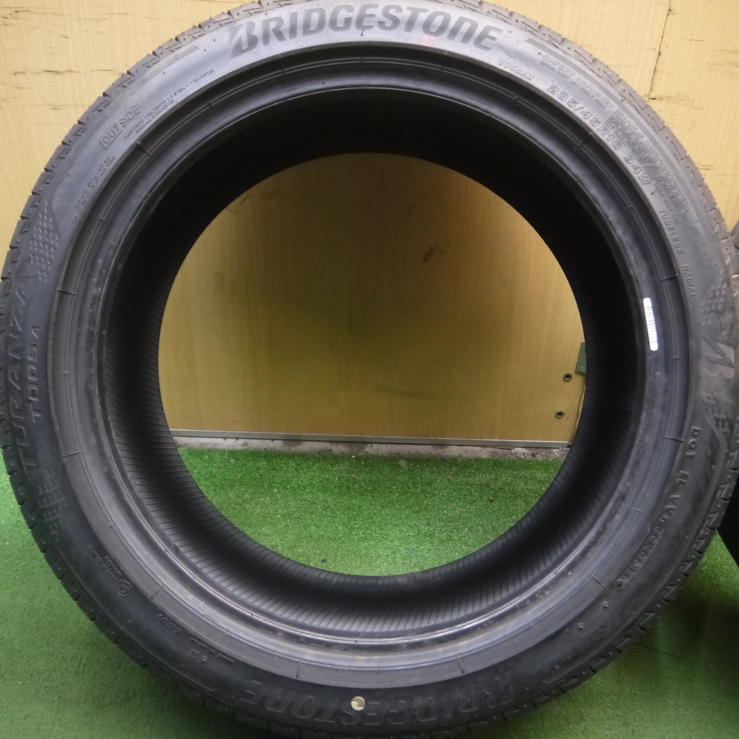 *送料無料* 新車外し★235/45R18 ブリヂストン トランザ T005A タイヤ 18インチ レクサス ES GS カムリ クラウン等★4043003Hノタ