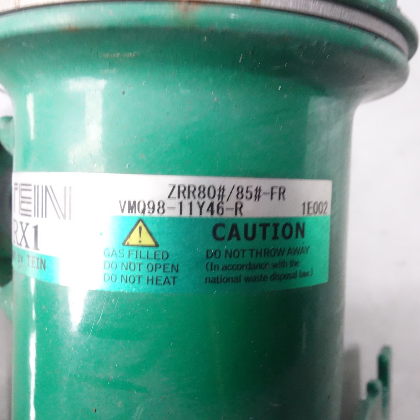 [送料無料] ◆TEIN RX1 ノア ZRR80 ヴォクシー 車高調 キット VMQ99-11931-R VMQ98-11Y46-R/L◆