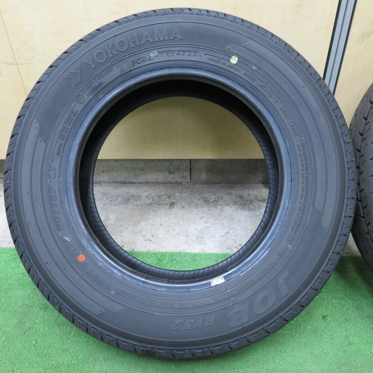 新車外し！25年★145/80R12 80/78N ヨコハマ JOB RY52 タイヤ 12インチ ハイゼット キャリイ エブリイ アトレー 等★6030603NGノタ