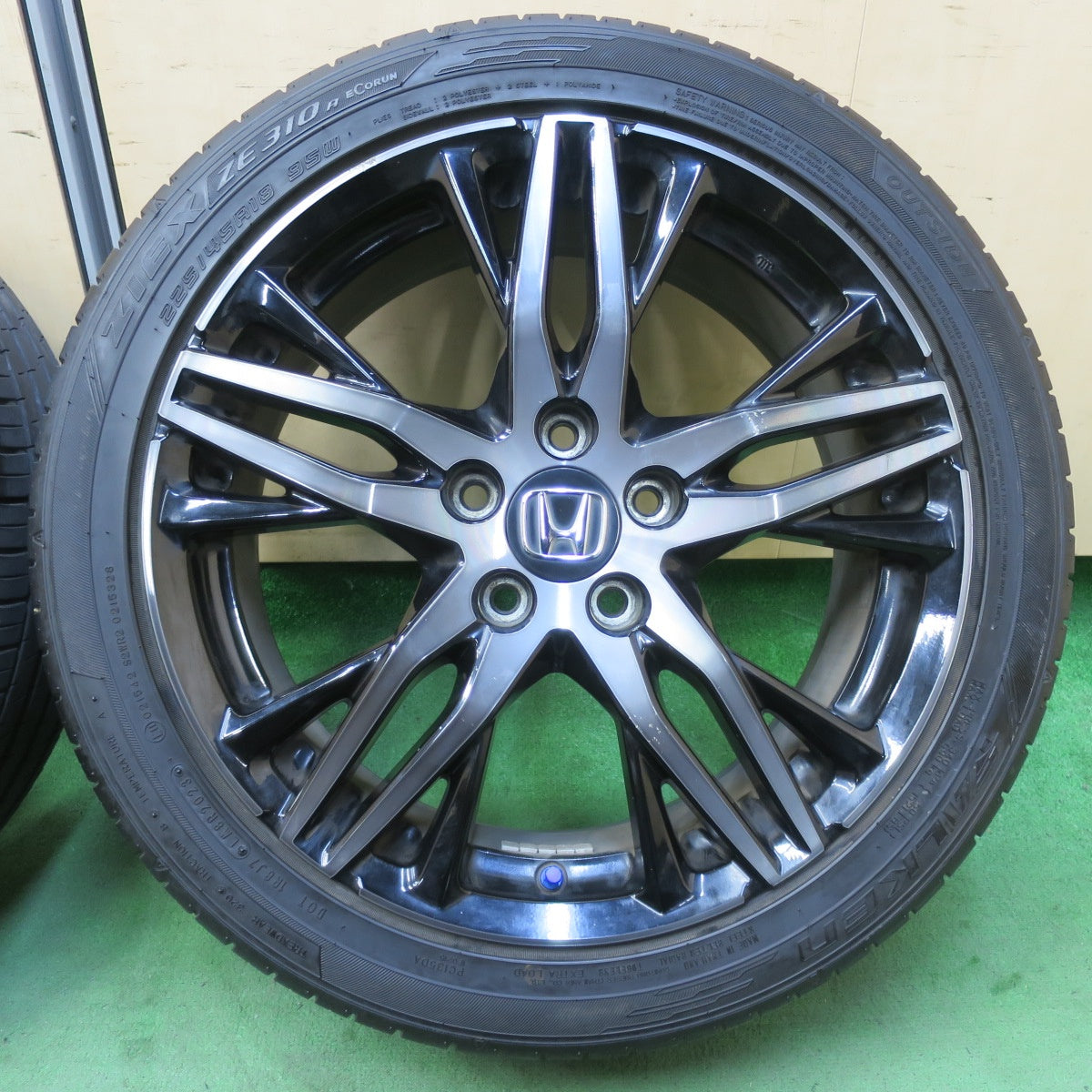 バリ溝！23年！9.5分★ホンダ オデッセイ 後期 RC1 RC2 アブソルート 純正 225/45R18 ファルケン ジークス ZE310R ECORUN 18インチ PCD114.3/5H★5050403IMノ