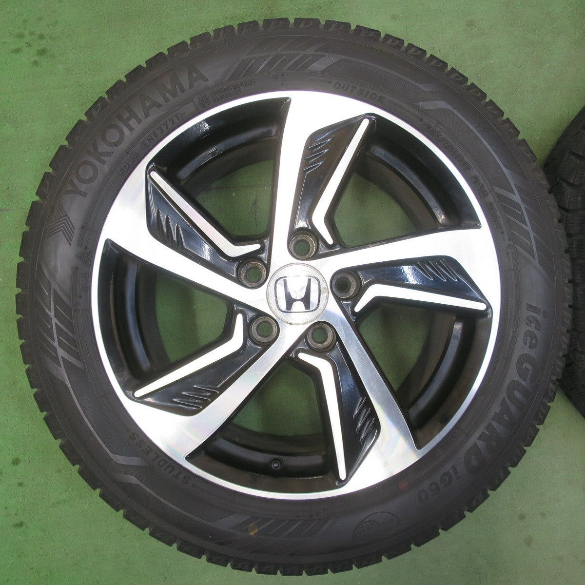 バリ溝！9.5分★ホンダ RC1 オデッセイ アブソルート 純正 215/55R17 スタッドレス ヨコハマ アイスガード iG60 17インチ PCD114.3/5H★6022107イス