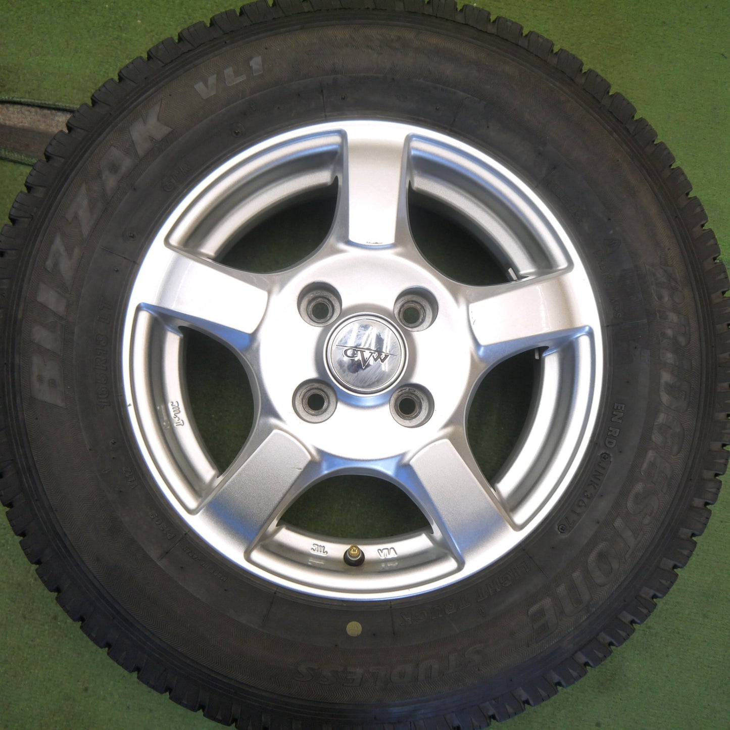 キレイ◎スタッドレス 165R13 6PR ブリヂストン ブリザック VL1 CVW 社外 アルミ 13インチ PCD100/4H◎6072905Hス