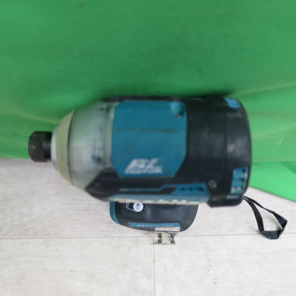 [送料無料] ☆makita マキタ 充電式 インパクトドライバ TD170D 電動工具 DIY 日曜大工 本体のみ☆