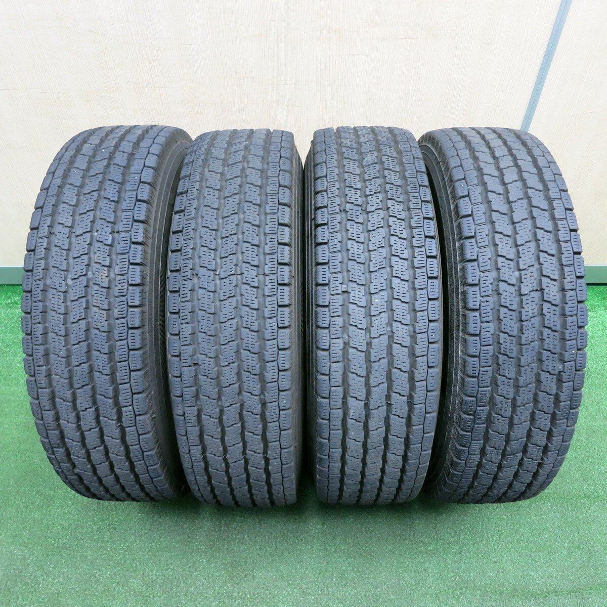 バリ溝！9分★スタッドレス 165/80R13 ヨコハマ アイスガード iG91 SIBILLA V88 シビラ 13インチ PCD114.3/5H★4040903TNス