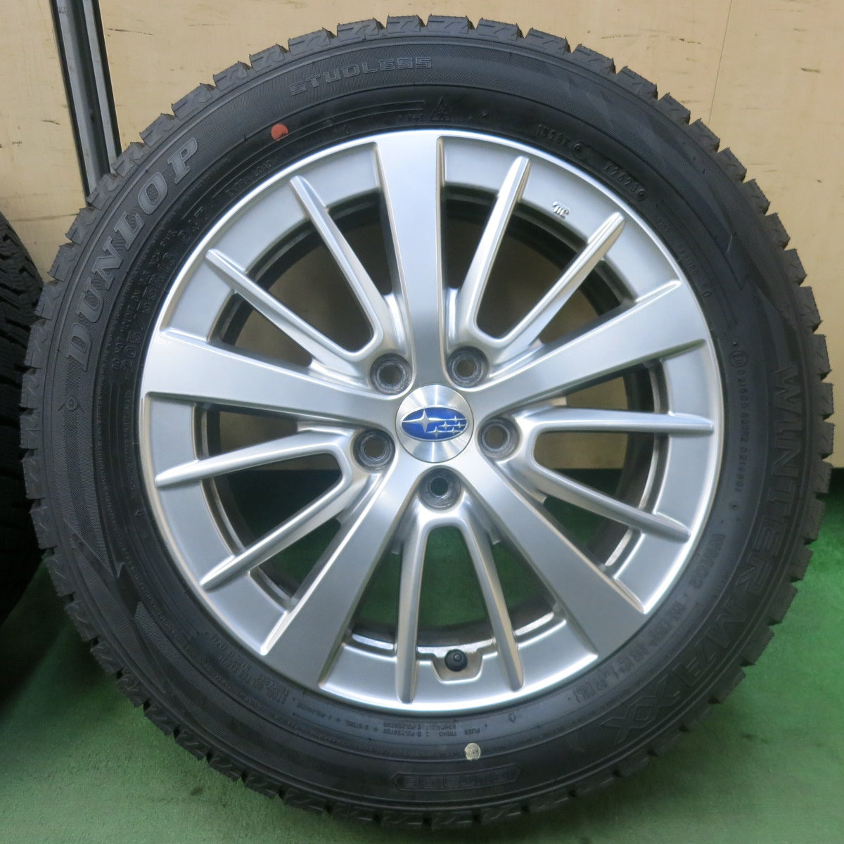 超バリ溝！23年！キレイ！ほぼ10分★スバル インプレッサ 純正 ENKEI 205/55R16 スタッドレス ダンロップ ウインターマックス WM02 エンケイ 16インチ PCD100/5H★5112103SKス