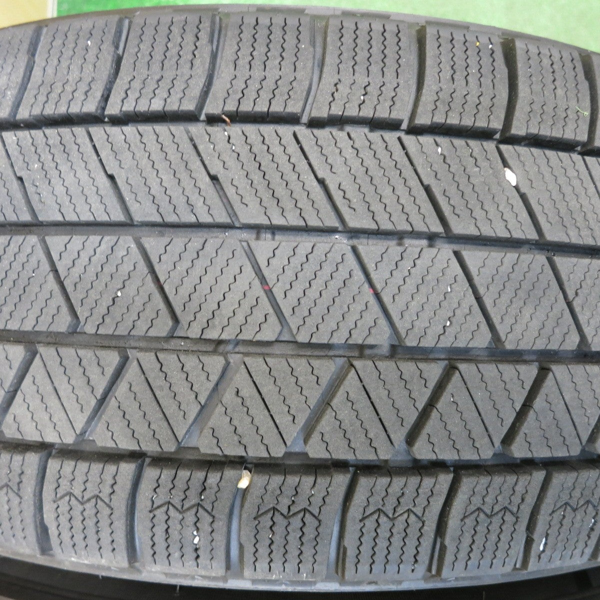 バリ溝！9.5分★スタッドレス 215/60R17 ブリヂストン ブリザック VRX3 EuroSpeed MANARAY SPORT ユーロスピード 17インチ PCD114.3/5H★6031406HAス