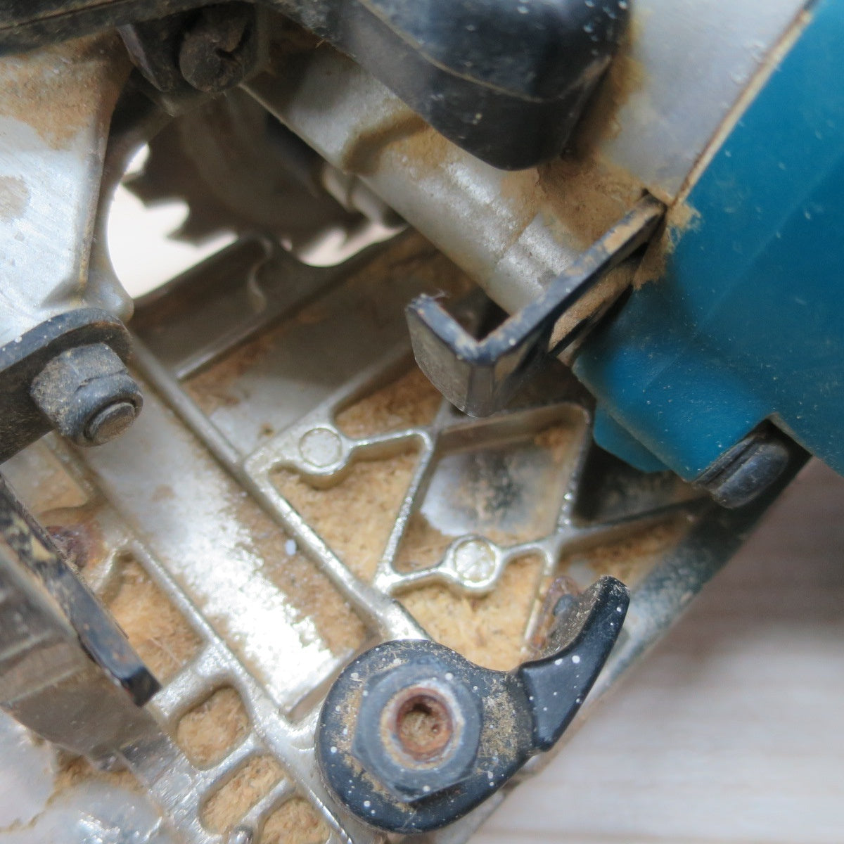 ☆マキタ 125mm マルノコ 5230 電動 工具 切断機 丸のこ 丸ノコ 丸鋸 電気 コード式 makita 100V☆