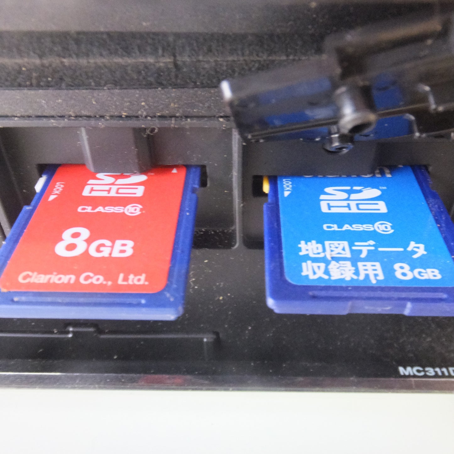 [送料無料] ★クラリオン製 日産 純正 オリジナルナビゲーションシステム MC311D-A(27)★