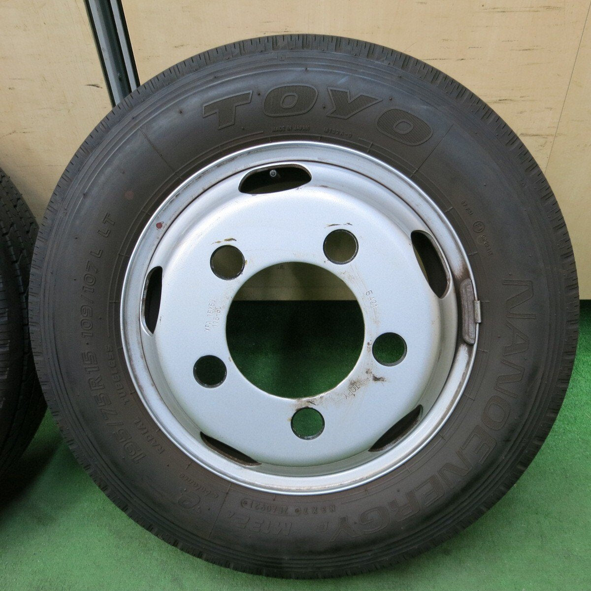 バリ溝 9.5分 2本★トラック タイヤ 195/75R15 トーヨー ナノエナジー M132A TOPY スチール 115-8C PCD208/5H★5030704ナノ