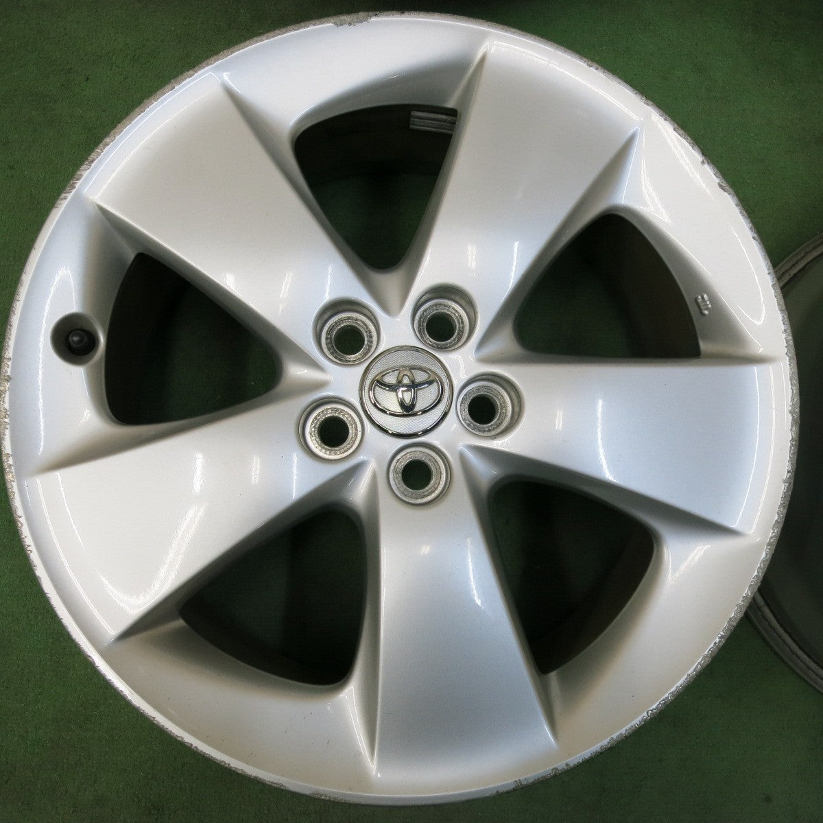 [送料無料] 4本価格★トヨタ 30系 プリウス ツーリング 純正 ホイール 17インチ 17×7J PCD100/5H★5030706SYホ