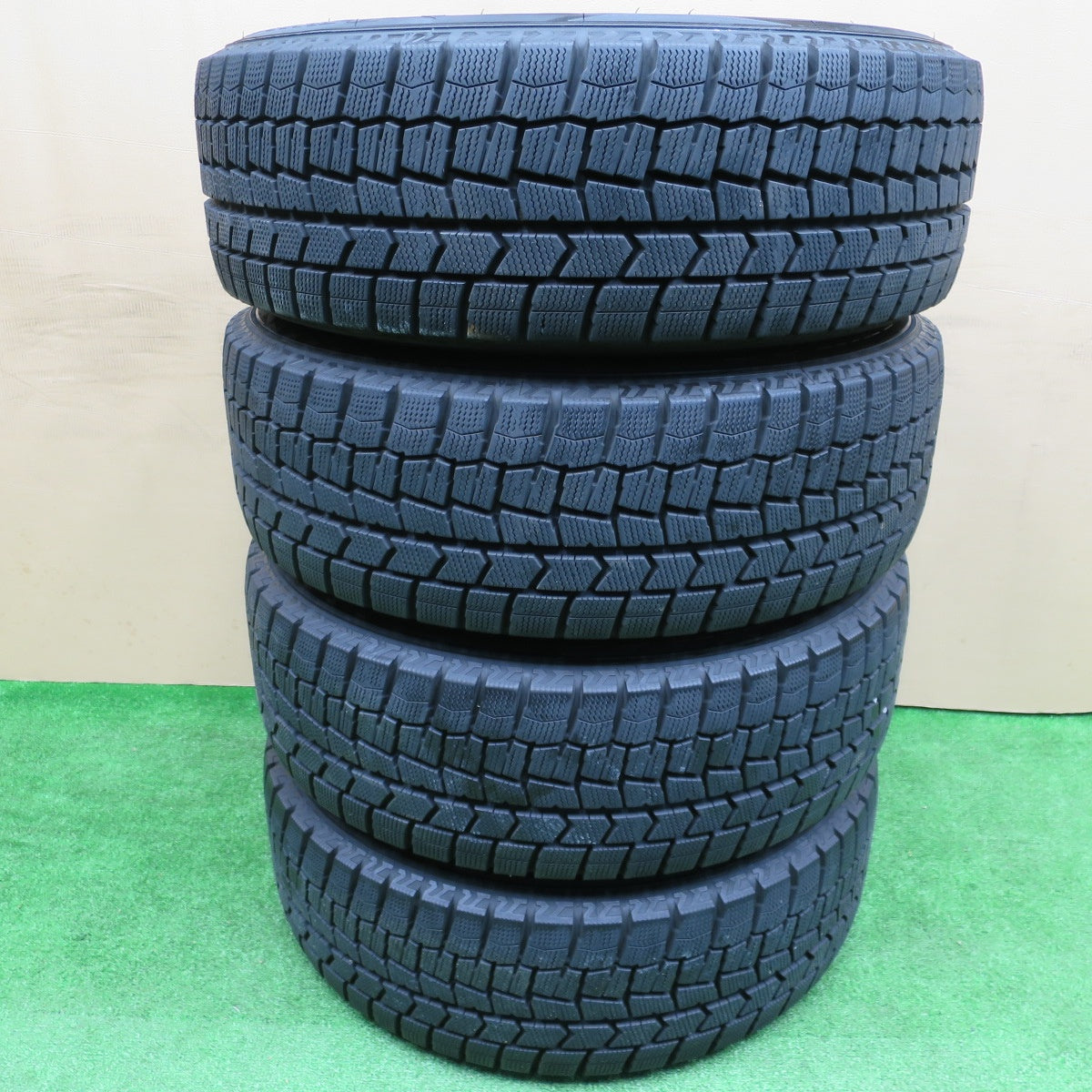 バリ溝！キレイ！9.5分★スタッドレス 205/60R16 ダンロップ ウインターマックス WM02 DUFACT デュファクト 16インチ PCD114.3/5H★5121304NKス