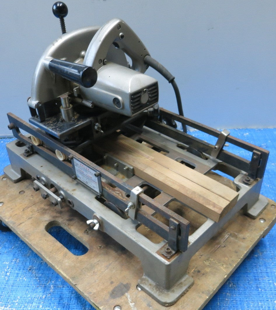 [送料無料] ◆松井鉄工所 スライドソー 曲面桟 加工機 100V KM-101 丸ノコ 丸のこ 鎧壁 鎧加工 電動 工具◆