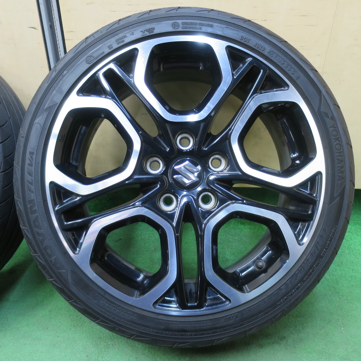 [送料無料] バリ溝！22年！8.5分★スズキ ZC33S スイフト スポーツ 純正 195/45R17 ヨコハマ アドバン FLEVA 17インチ PCD114.3/5H★5031805イノ