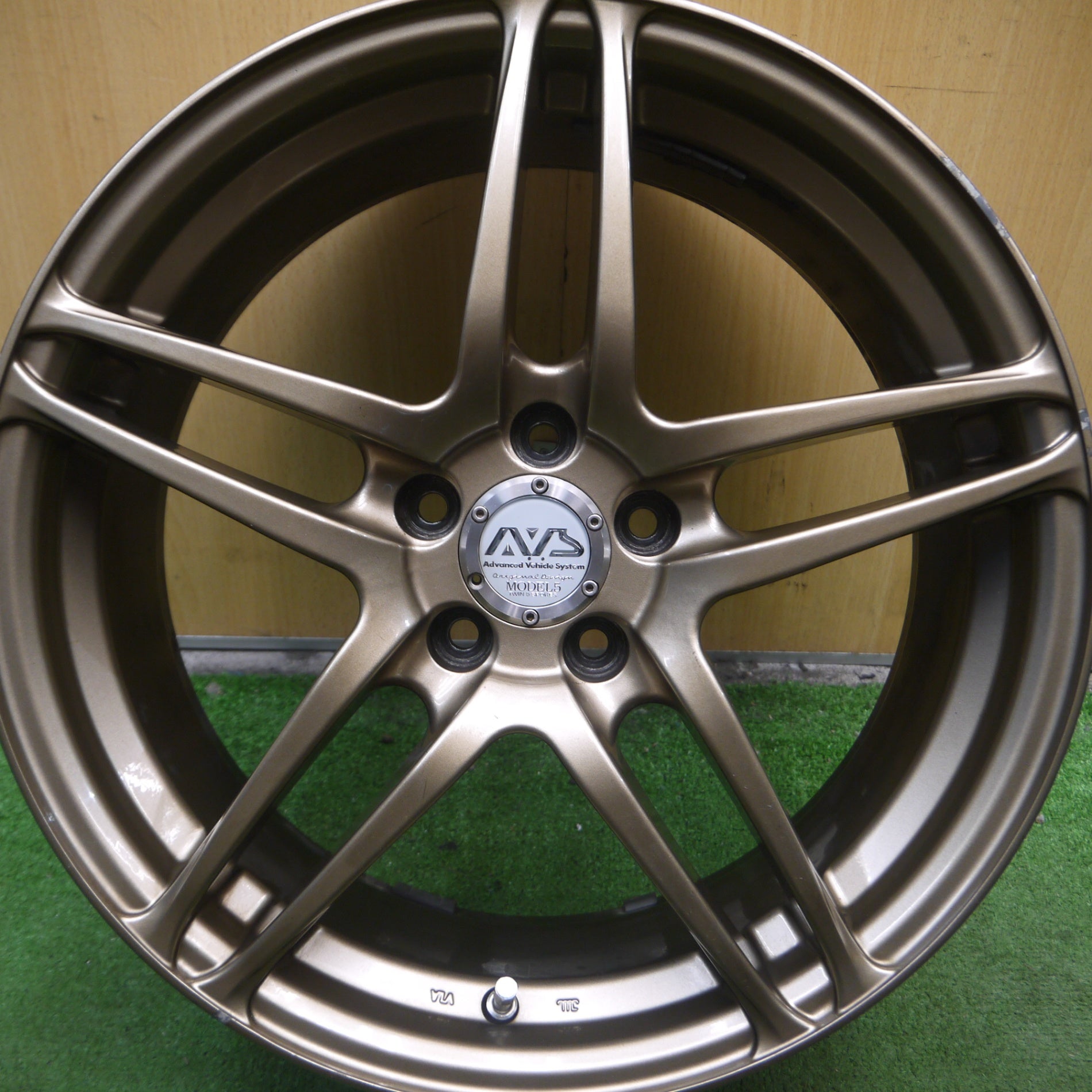 送料無料* 3本価格☆AVS MODEL5 ホイール 17インチ 17×7JJ モデル5
