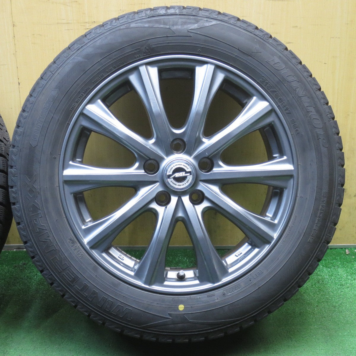 バリ溝！キレイ！9分◎スタッドレス 215/60R17 ダンロップ ウインターマックス WM02 AXEL アクセル 17インチ PCD114.3/5H◎6092203NJス