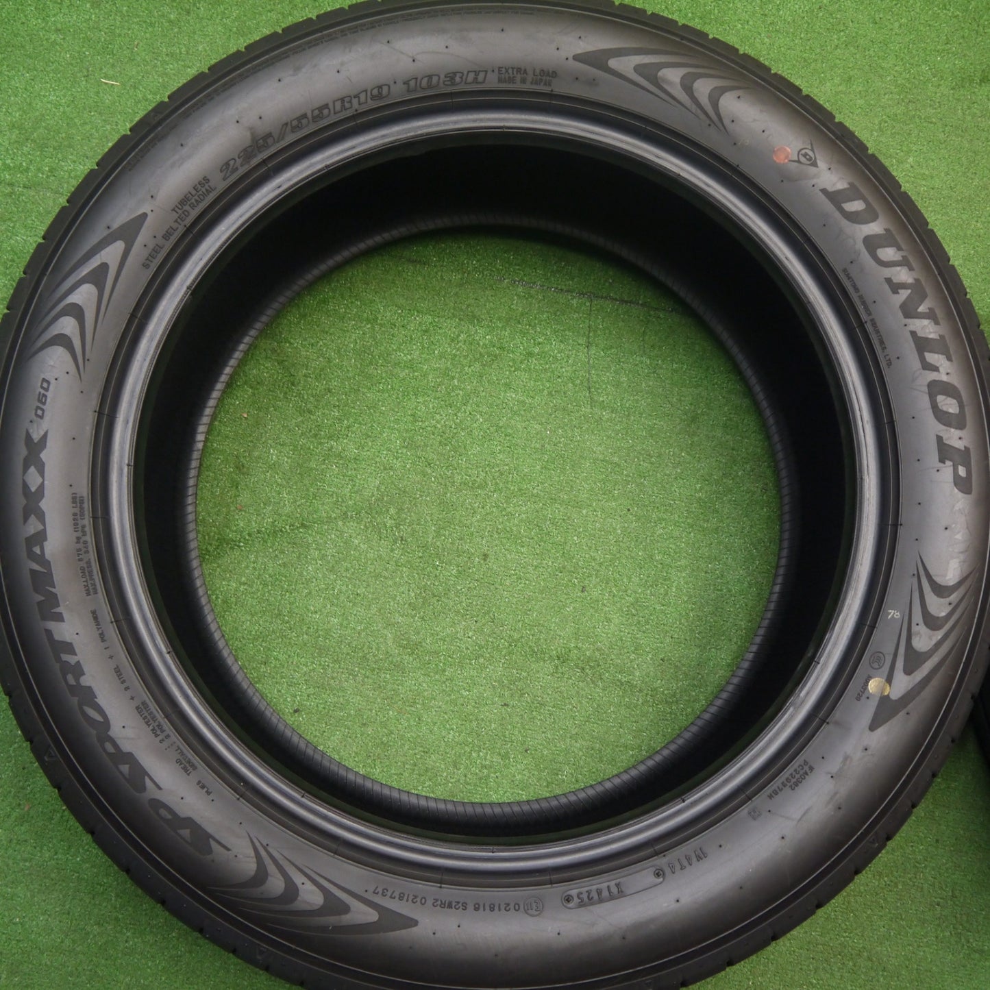 新車外し！25年★225/55R19 ダンロップ SP スポーツ マックス 060 タイヤ 19インチ 40系 アルファード ヴェルファイア 80系 ハリアー CX-5 CX-8 等★5122604Hノタ