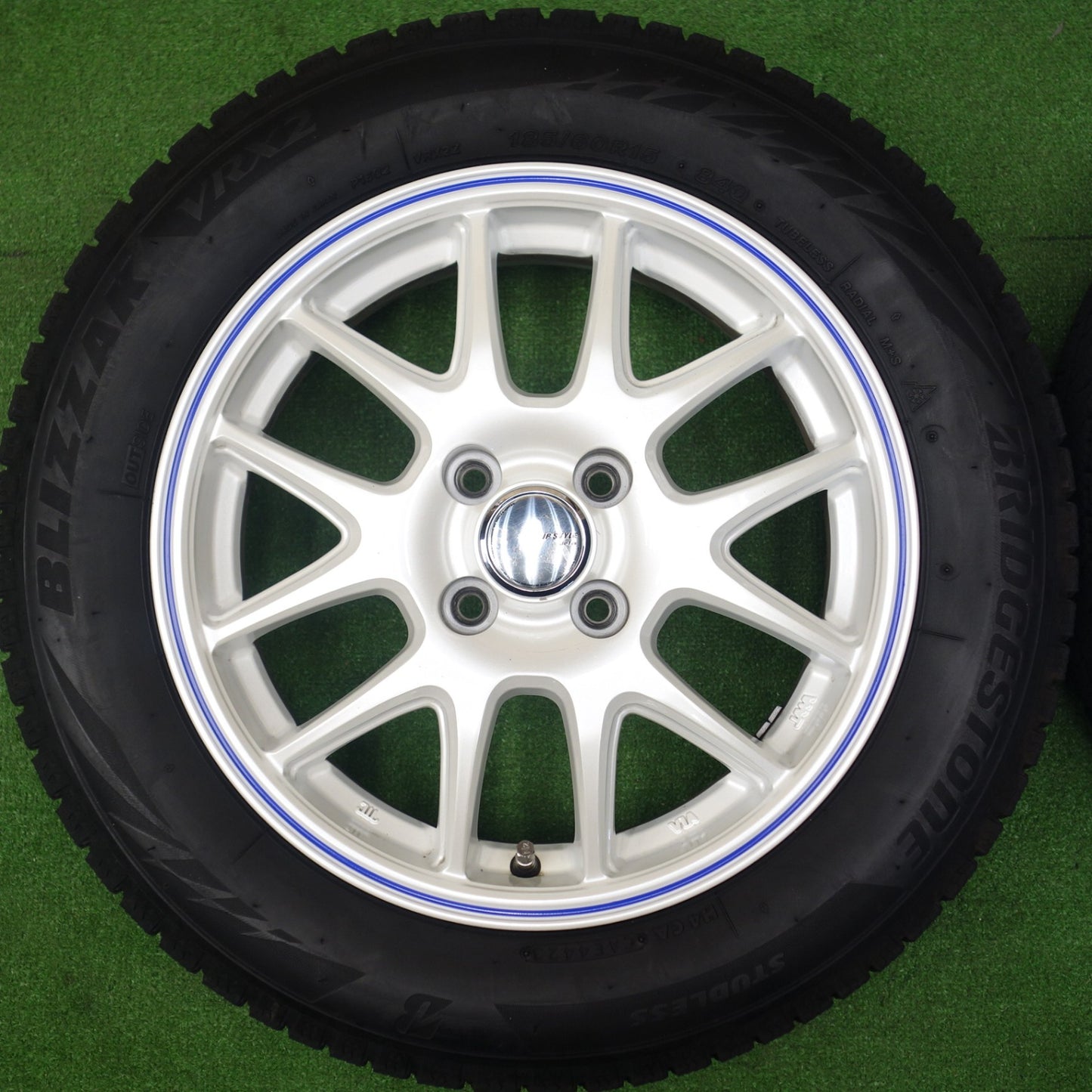 バリ溝！23年！キレイ！8.5分★スタッドレス 185/60R15 ブリヂストン ブリザック VRX2 JP STYLE Jefa 15インチ PCD100/4H★6031302KTス