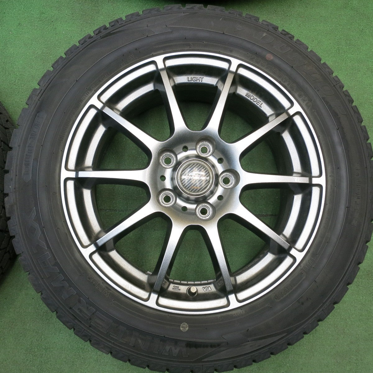 バリ溝！23年！キレイ！9.5分◎スタッドレス 205/60R16 ダンロップ ウインターマックス WM02 SCHNEIDER シュナイダー 16インチ PCD114.3/5H◎6061302HAス