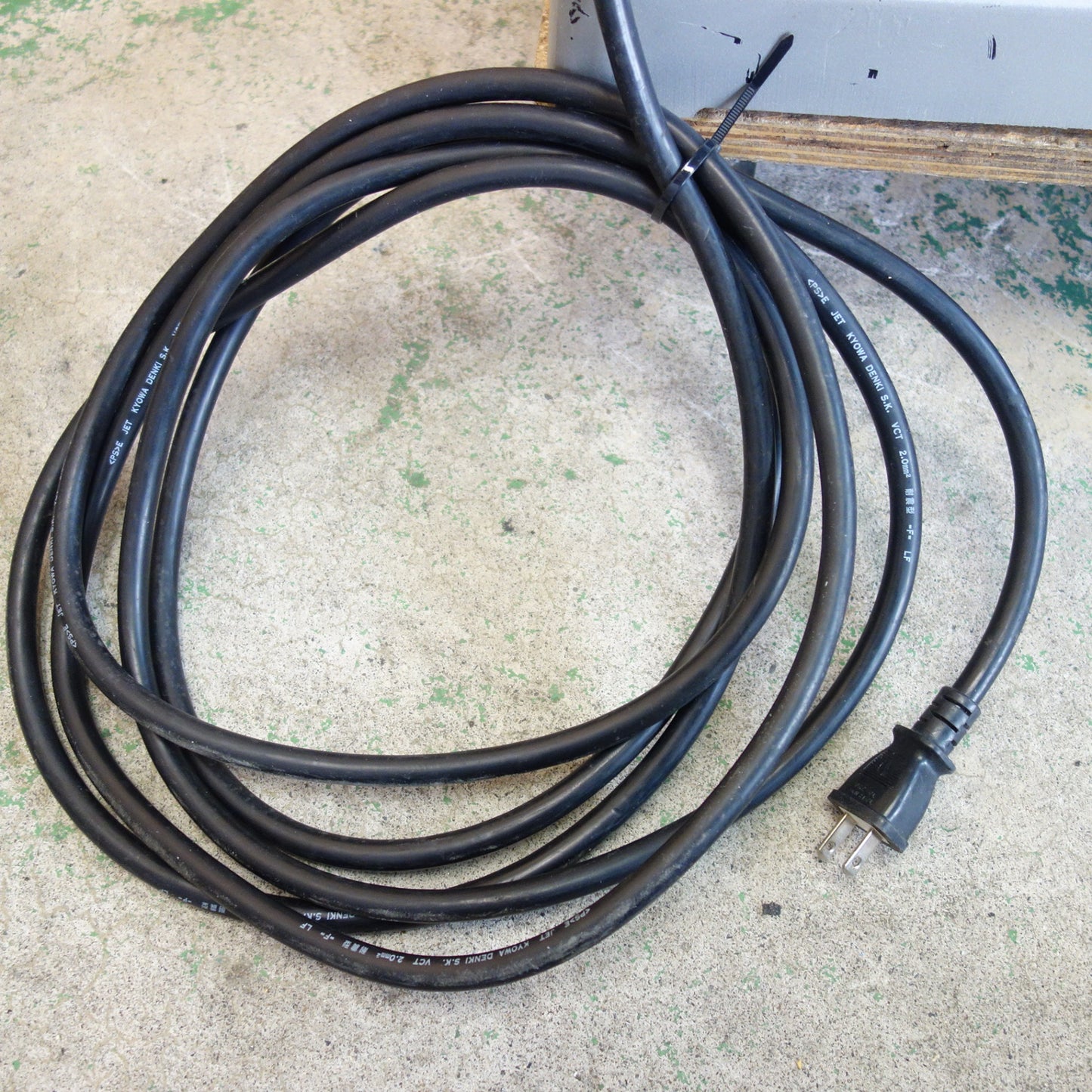[送料無料] キレイ☆マキタ 12型 チップソー 切断機 LC1200 電動 工具 100V☆