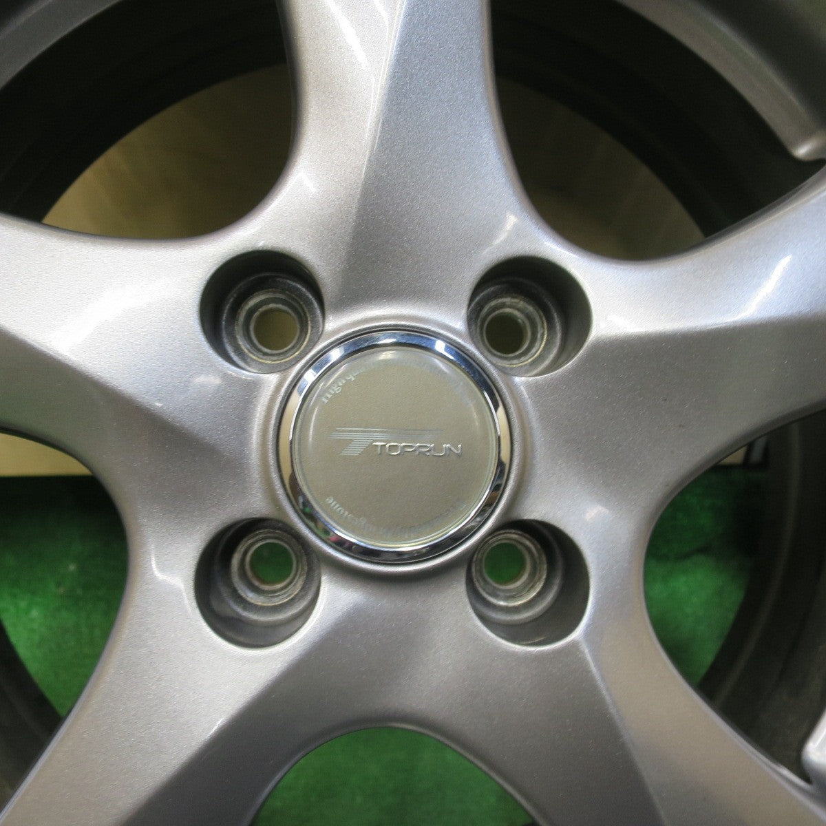キレイ★スタッドレス 185/65R15 ブリヂストン ブリザック VRX2 TOPRUN トップラン 15インチ PCD100/4H★5072506イス