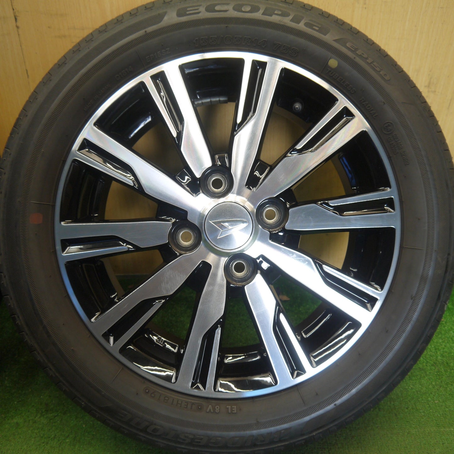 キレイ★ダイハツ タント カスタム 純正 155/65R14 ブリヂストン エコピア EP150 14インチ PCD100/4H★6052703Hノ