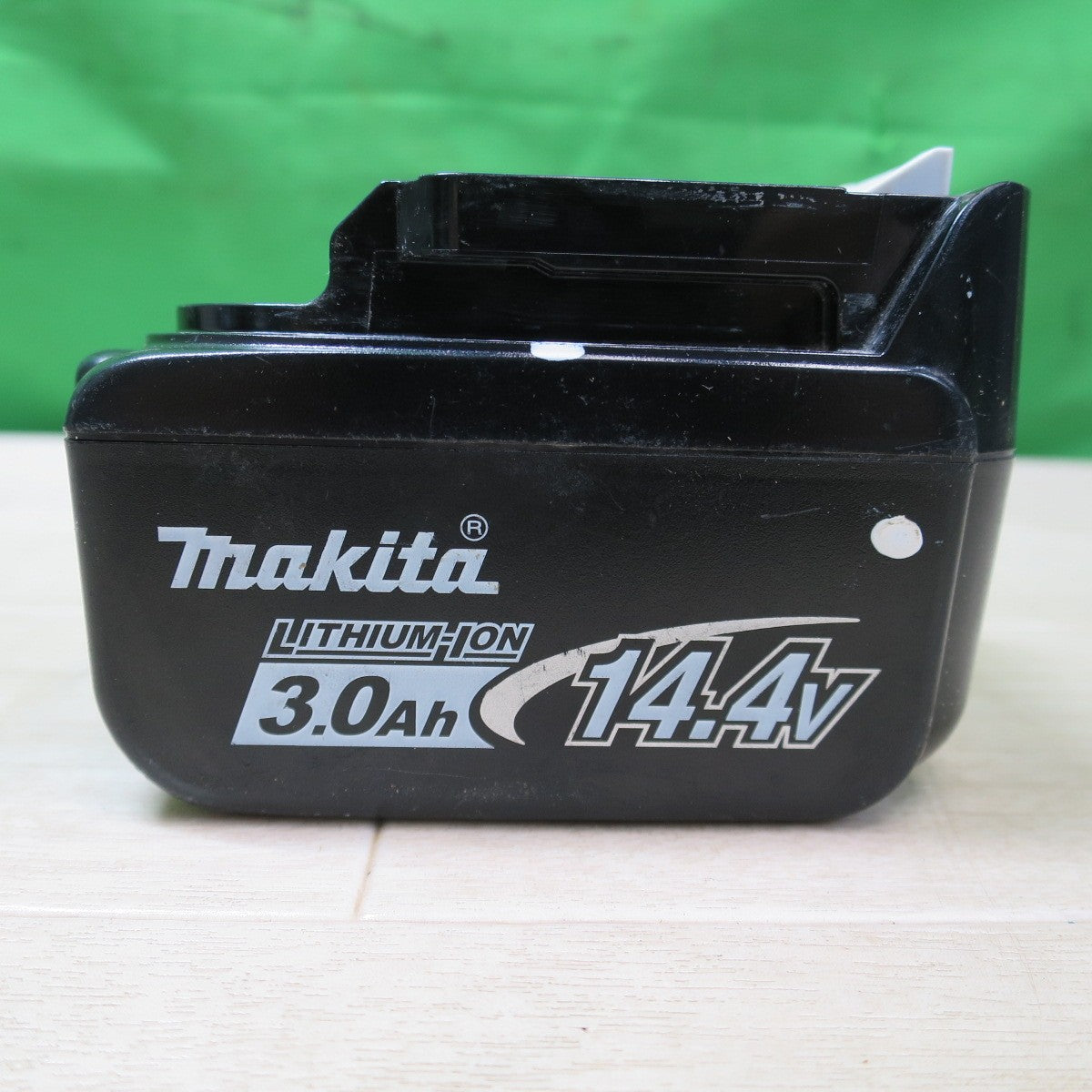 [送料無料] ☆マキタ 純正 Li-ion バッテリー BL1430B DC 14.4V 3.0Ah 44Wh リチウムイオン 電池 充電 電動 工具 に makita☆