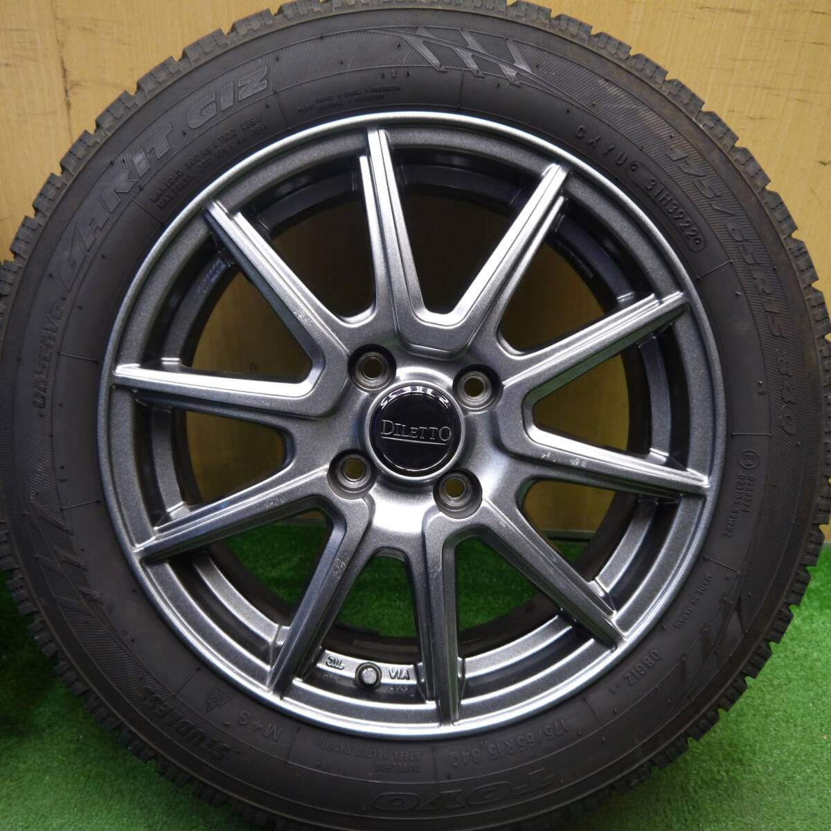 バリ溝！22年！キレイ！8.5分★スタッドレス 175/65R15 トーヨー オブザーブ ガリット GIZ DILETTO ディレット 15インチ PCD100/4H★5040701Hス