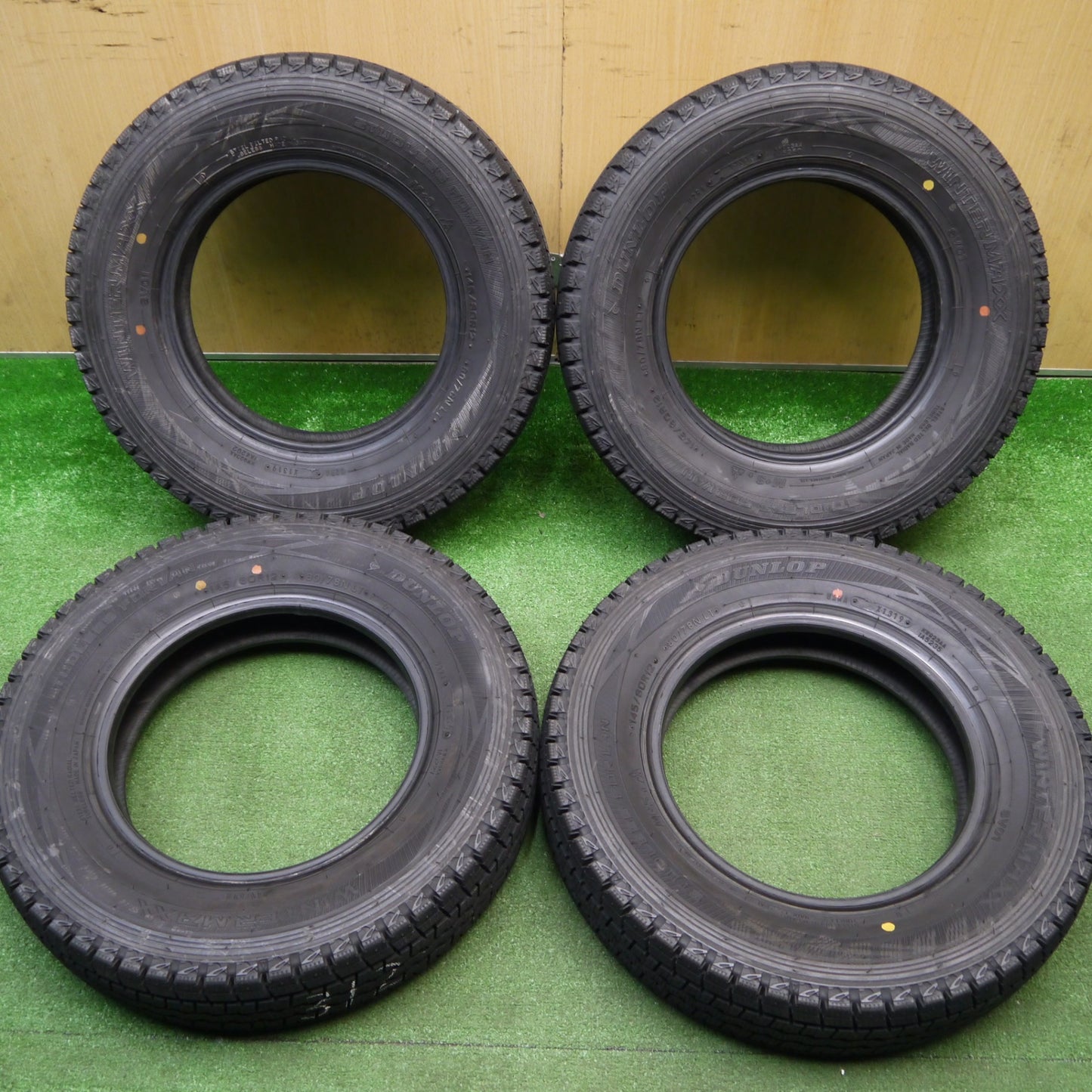 ほぼ未使用★スタッドレス 145/80R12 80/78N ダンロップ ウインターマックス SV01 タイヤ 12インチ 軽トラック 軽バン 等★5120904Hスタ