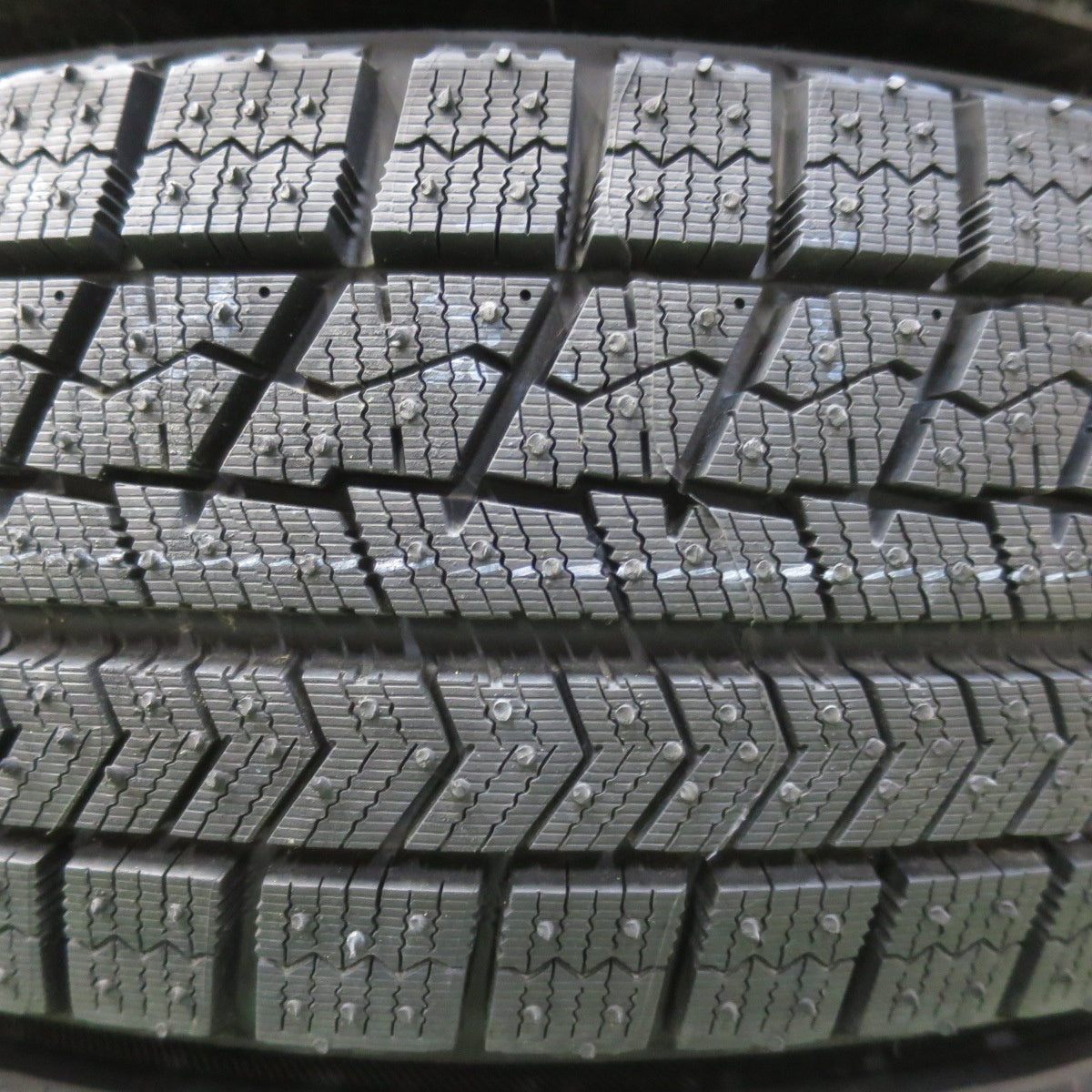 未使用！21年！キレイ★スタッドレス 155/65R14 ブリヂストン ブリザック VRX SCHNEIDER シュナイダー 14インチ PCD100/4H★5101608イス