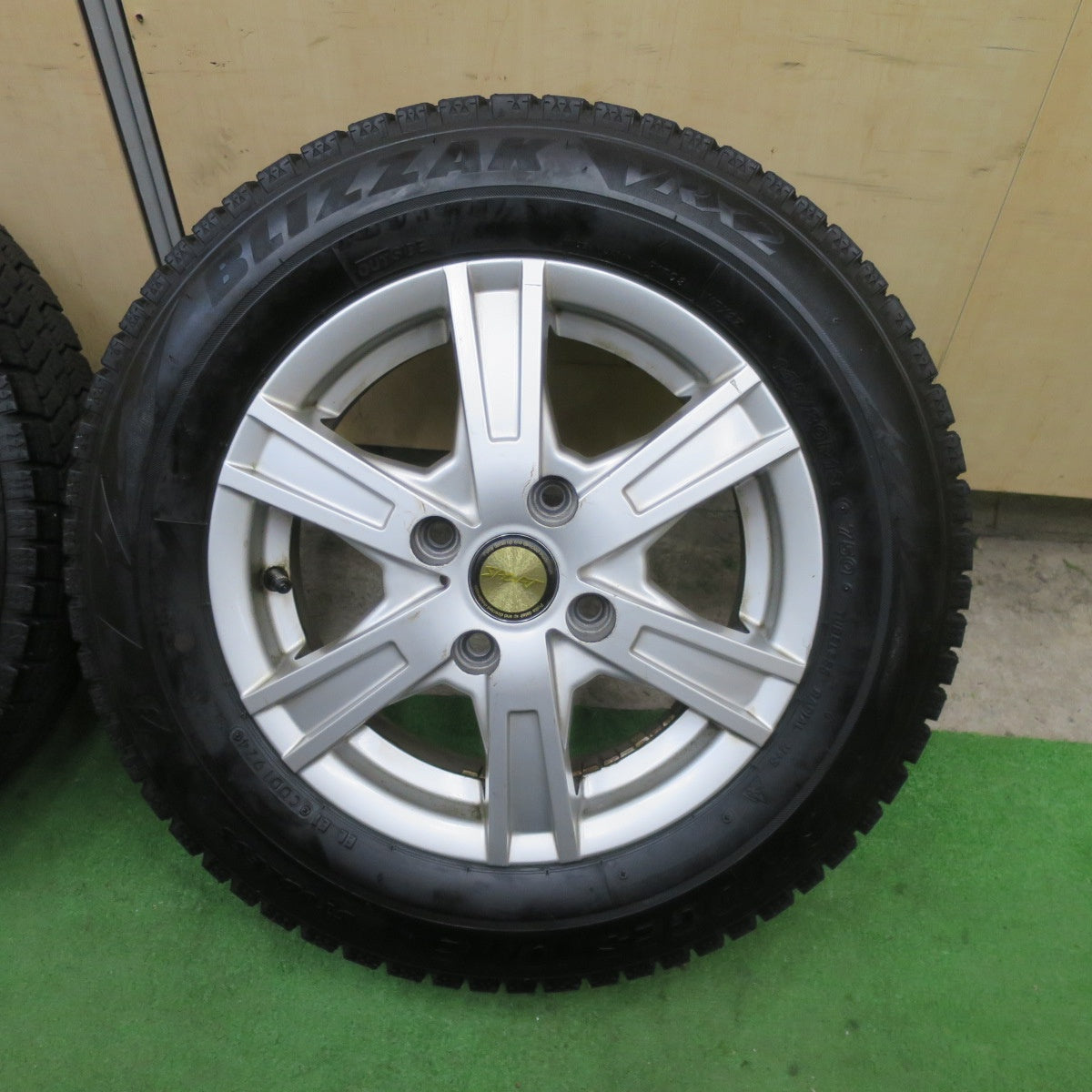 バリ溝！23年！9.5分以上★スタッドレス 145/80R13 ブリヂストン ブリザック VRX2 SPORT スポルト 13インチ PCD100/4H★6040602TTス