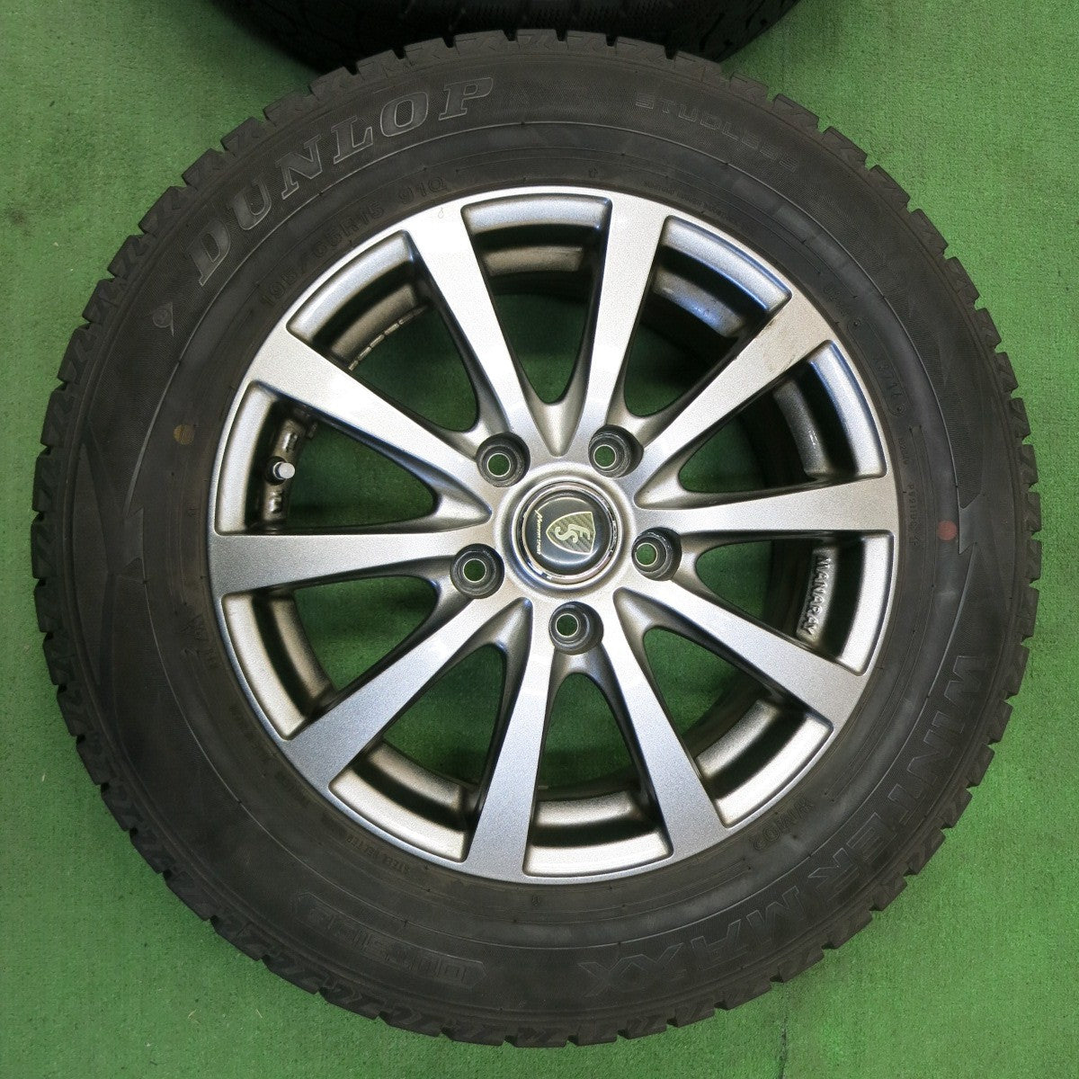 *送料無料* 4本価格★スタッドレス 195/65R15 ダンロップ ウインターマックス WM02 MANARAY SPORT マナレイ PCD114.3/5H★4061404ナス