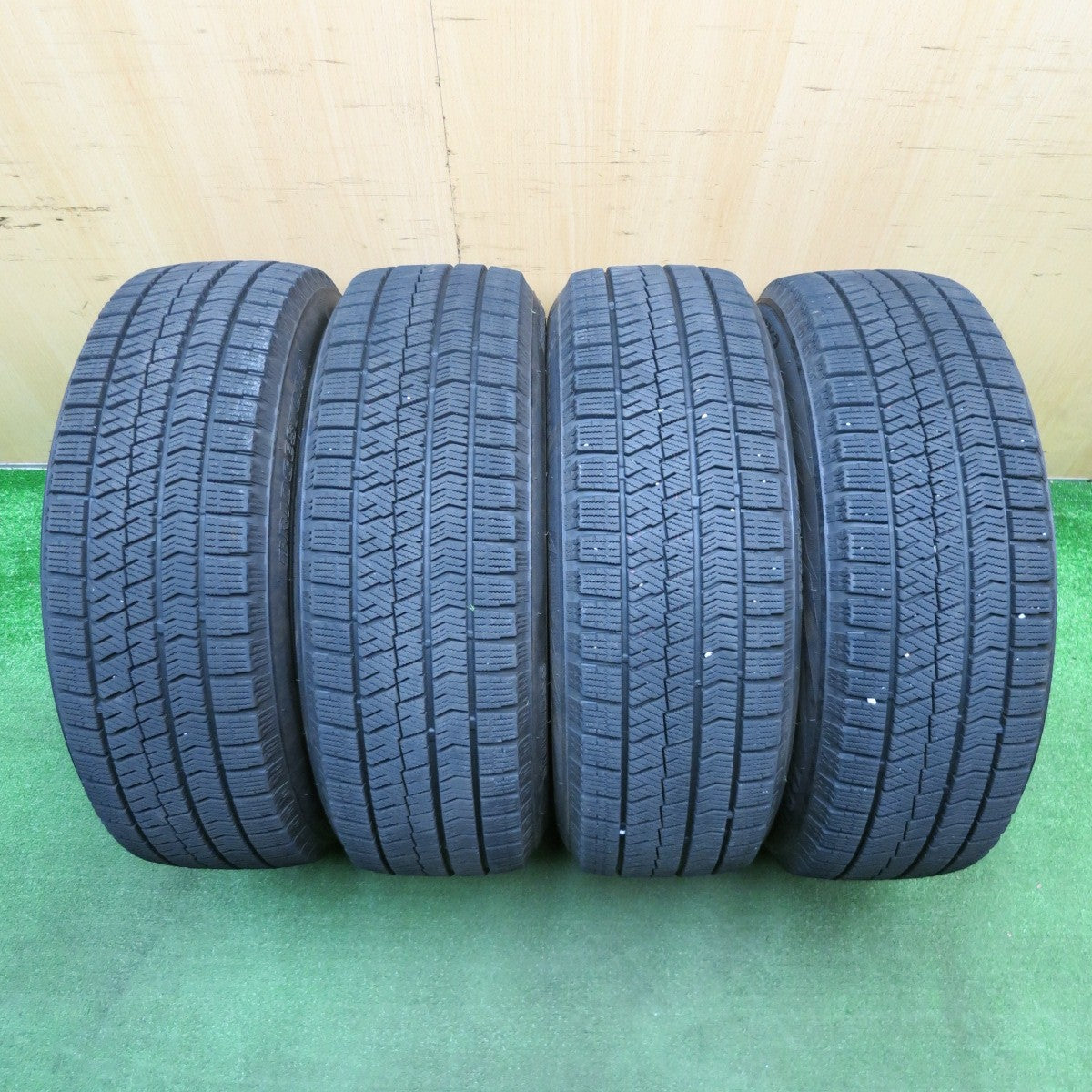 バリ溝！キレイ！9分★プリウス 等 195/65R15 スタッドレス ブリヂストン ブリザック VRX2 ECO FORME エコフォルム 15インチ PCD100/5H★5042102NJス