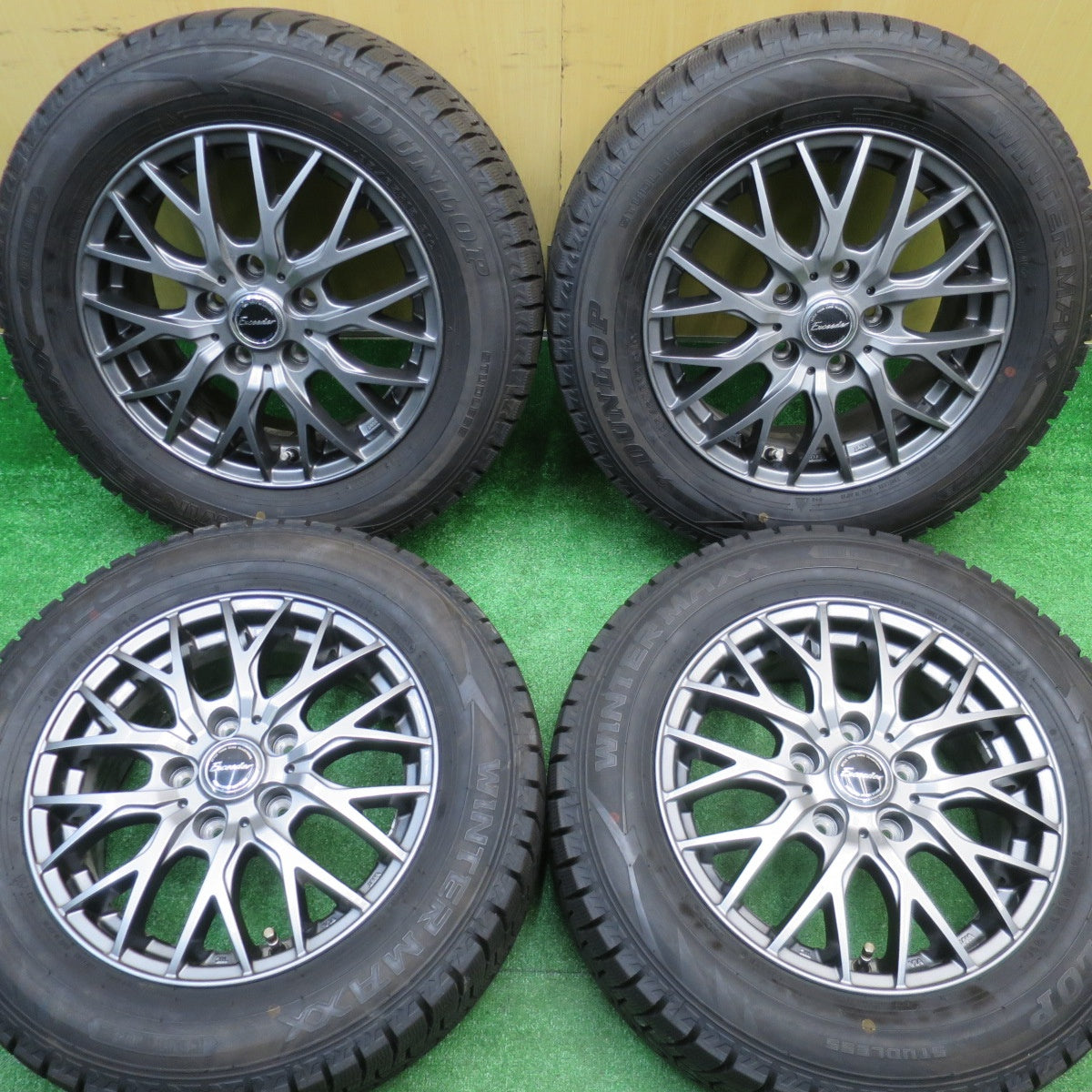 ほぼ未使用！23年！キレイ★スタッドレス 195/65R15 ダンロップ ウインターマックス WM02 Exceeder エクシーダー 15インチ PCD114.3/5H★5102803NJス