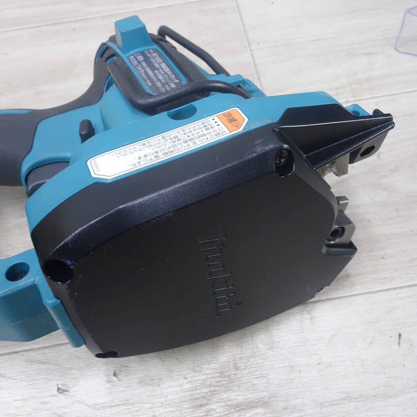 [送料無料] キレイ◆マキタ 充電式 全ネジ カッタ SC102D 電動 工具 切断機 全ねじ カッター ケース付◆