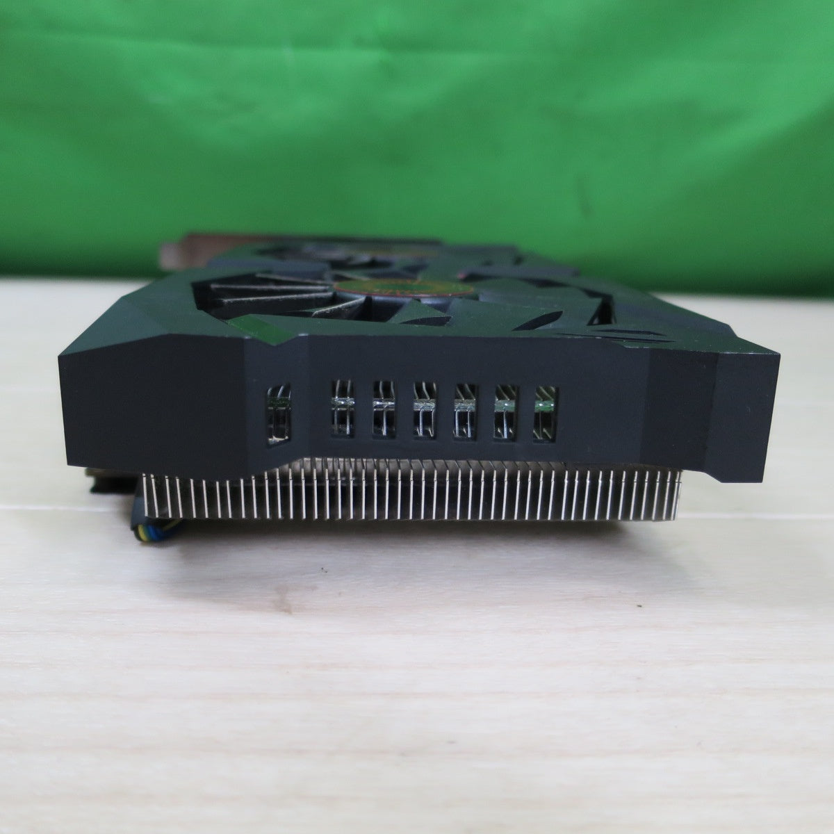 [送料無料] キレイ☆ASUS グラフィックボード ビデオカード STRIX-GTX1060-DC2O6G PC 周辺 機器 現状品☆