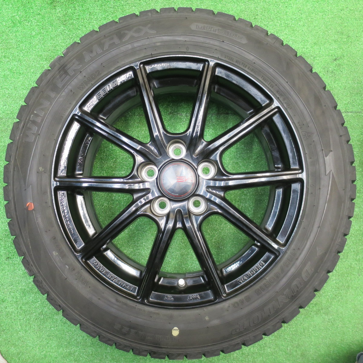 バリ溝！24年！ほぼ10分★シエンタ 等 185/60R15 スタッドレス ダンロップ ウインターマックス WM02 SEIN-EK AME ザイン 15インチ PCD100/5H★5102806NJス
