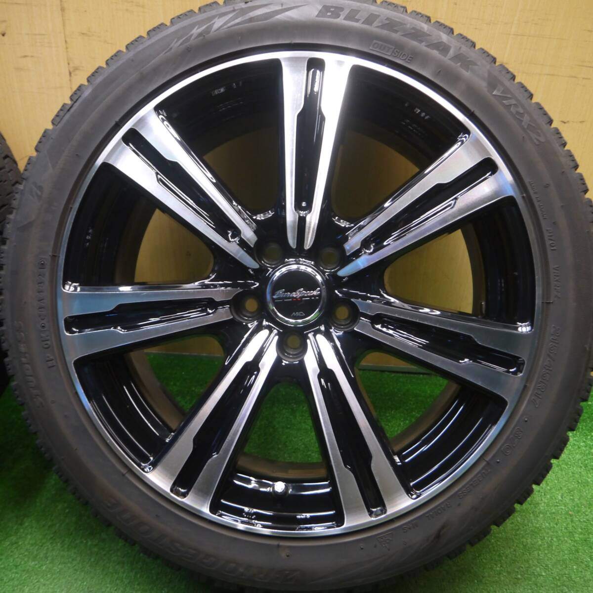 バリ溝！21年！9.5分★86 BRZ 等 215/45R17 スタッドレス ブリヂストン ブリザック VRX2 EuroSpeed MiD ユーロスピード 17インチ PCD100/5H★4122402Hス