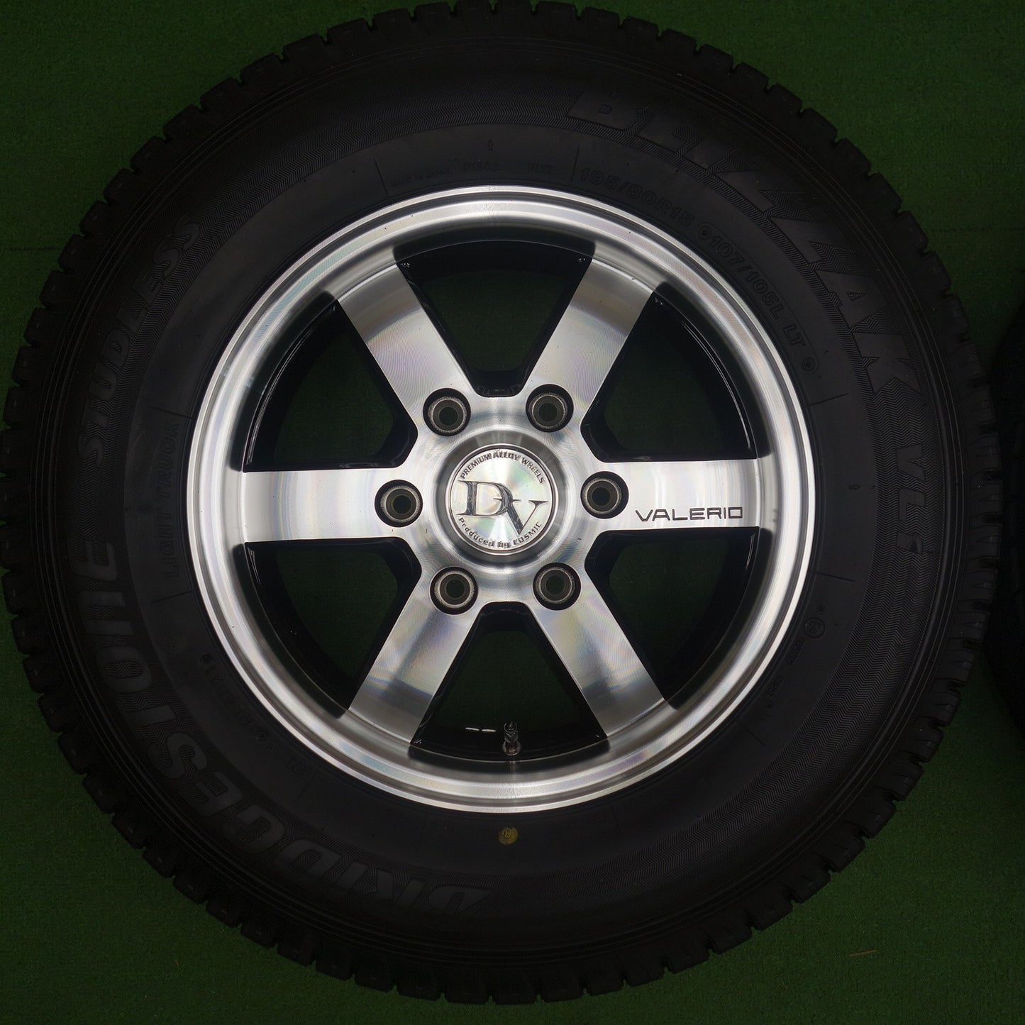 ほぼ未使用！キレイ◎スタッドレス 195/80R15 107/105L ブリヂストン ブリザック VL1 DV DIAVOLETTO VALERIO ディアヴォレット ヴァレリ 15インチ PCD139.7/6H◎6080301KTノ