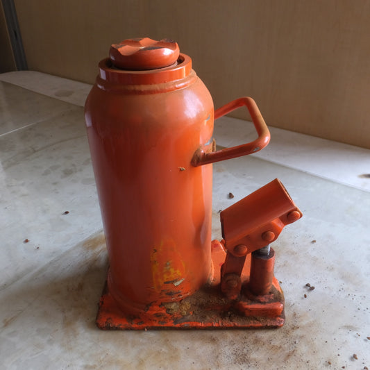 [送料無料] ◆マサダ 油圧ジャッキ MHK-15N 工具 15TON 15ton 15トン 15000kg 油圧式 オイル だるま ダルマ 車載 自動車 点検 整備(8)◆