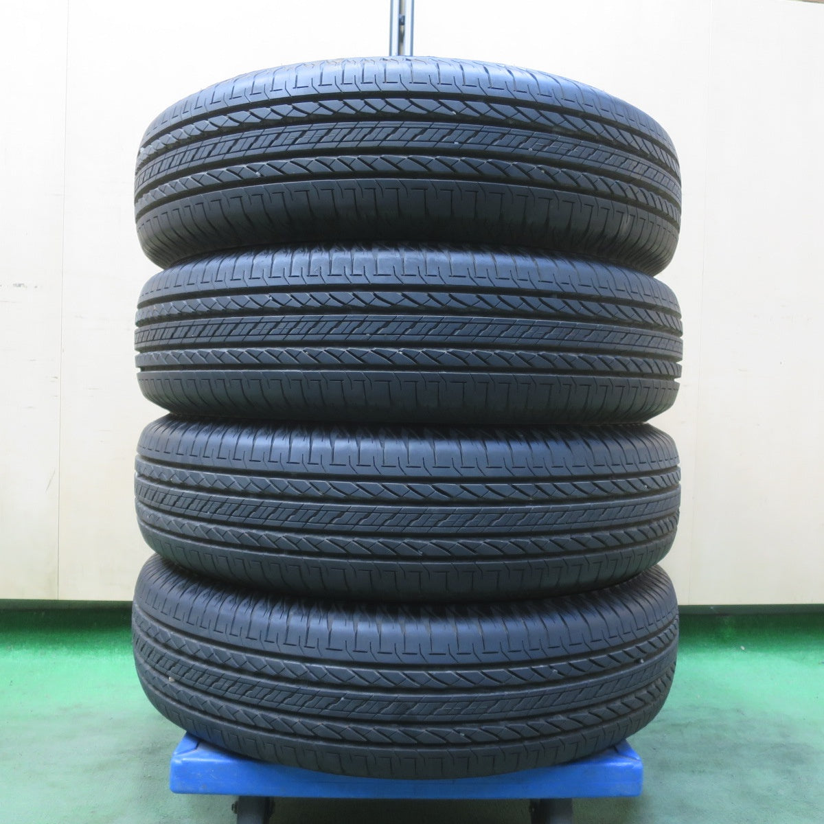新車外し！25年★195/80R15 ブリヂストン デューラー H/L 852 DUELER タイヤ 15インチ ジムニーシエラ ジムニーノマド 等★6050608イノタ
